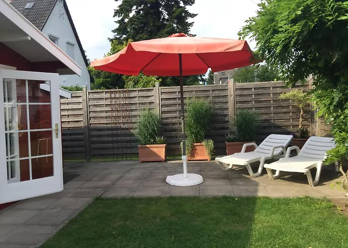 Komfort Ferienwohnung Kroemer 3-Zimmer, Garten, Strand 300 M